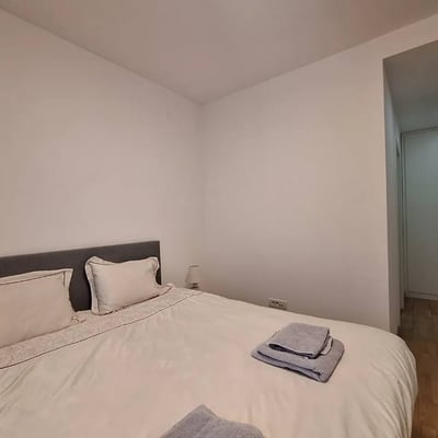 Location d’un appartement moderne de 3 pièces, 79 m², Belgrade, Serbie